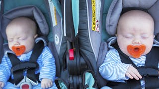 Poussette jumeaux : Quel modèle offre le plus de confort aux bébés ?