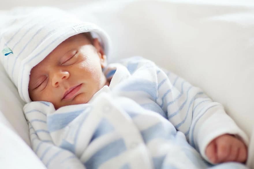 Quelle turbulette pour bébé choisir en été ?