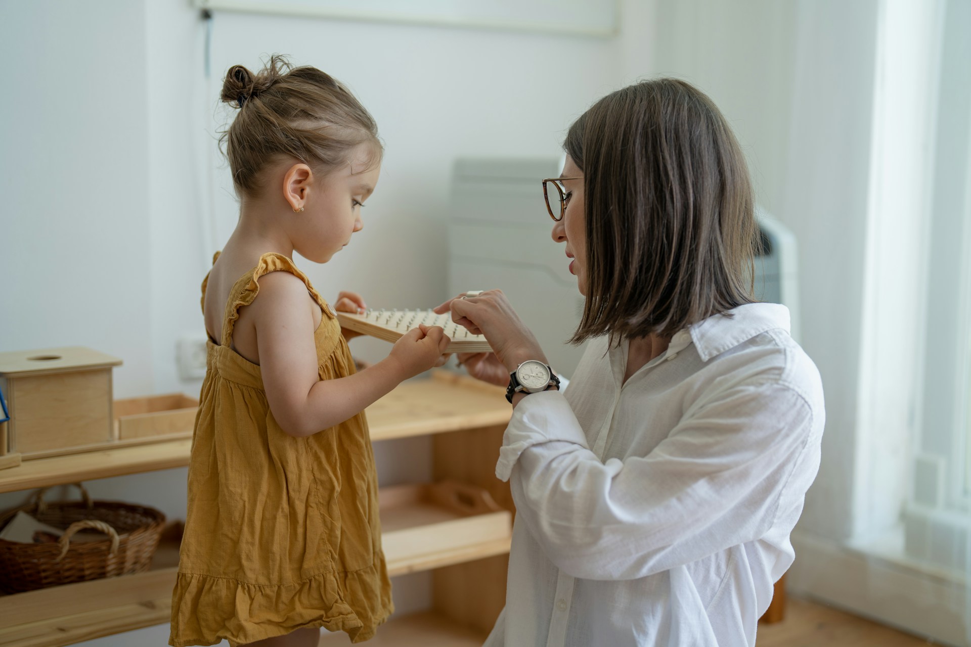 L’importance des jeux Montessori dans le développement des enfants